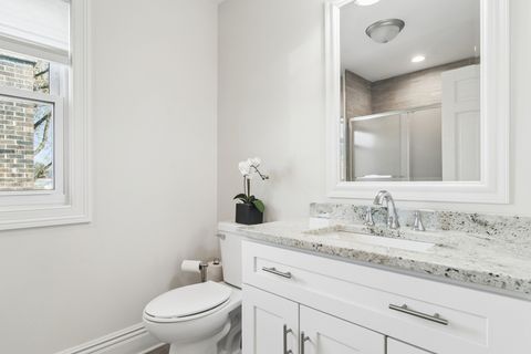 Tiny photo for 1653 N Douglas Avenue, Arlington Heights, IL 60004 (MLS # 12647501)