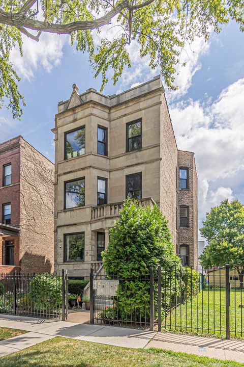 3261 W PALMER Street 2 Chicago IL 60647
