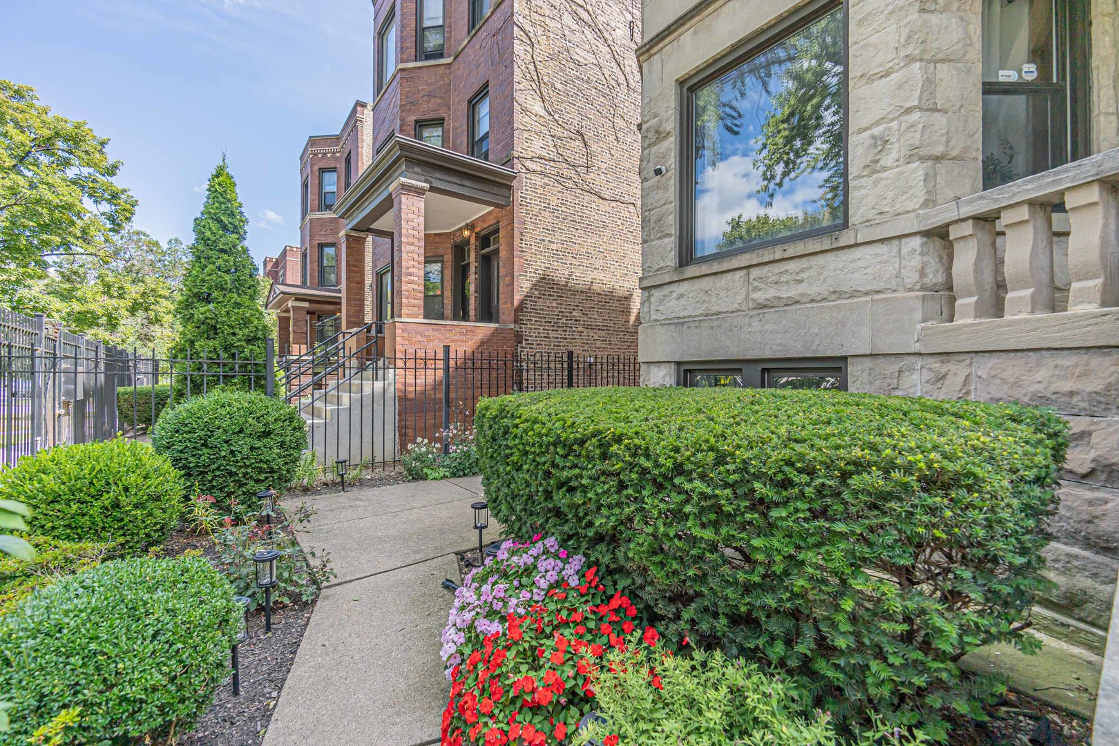 3261 W PALMER Street 2