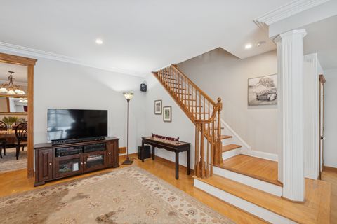 Tiny photo for 369 Addison Road, Riverside, IL 60546 (MLS # 12560518)