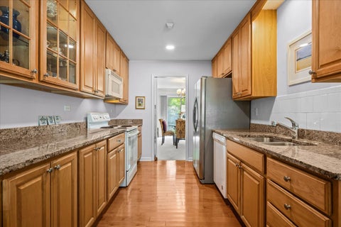 Tiny photo for 727 Raleigh Court, Northbrook, IL 60062 (MLS # 12685965)