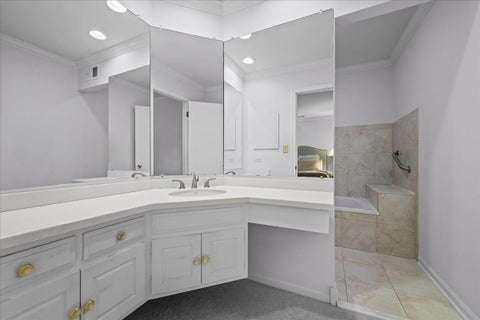 Tiny photo for 727 Raleigh Court, Northbrook, IL 60062 (MLS # 12685965)