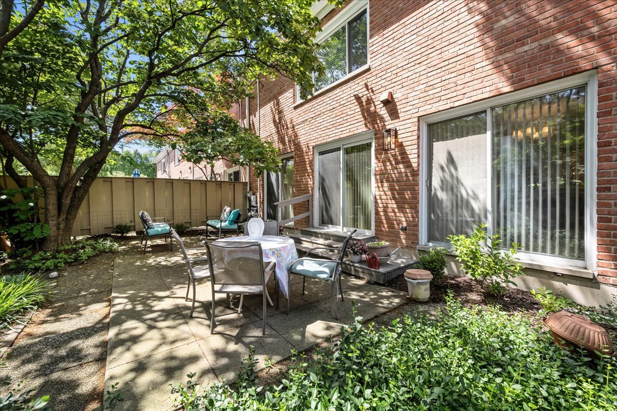 727 Raleigh Court