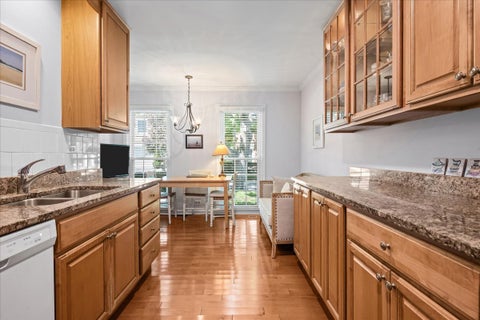 Tiny photo for 727 Raleigh Court, Northbrook, IL 60062 (MLS # 12685965)