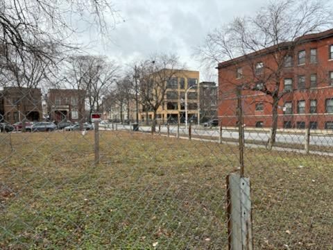 6601 S Minerva Avenue Chicago IL 60637