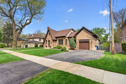 Tiny photo for 20 45th Street, Western Springs, IL 60558 (MLS # 12630035)