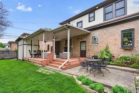 Tiny photo for 20 45th Street, Western Springs, IL 60558 (MLS # 12630035)