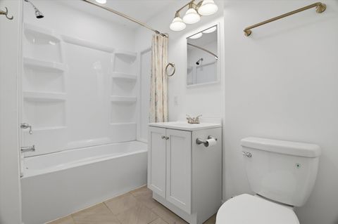 Tiny photo for 42380 N Lake Drive, Antioch, IL 60002 (MLS # 12540516)