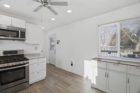 Tiny photo for 42380 N Lake Drive, Antioch, IL 60002 (MLS # 12540516)