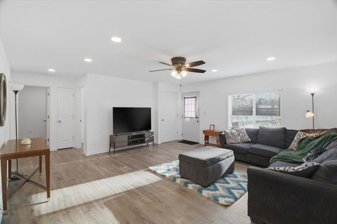 Tiny photo for 42380 N Lake Drive, Antioch, IL 60002 (MLS # 12540516)