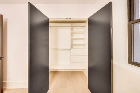 Tiny photo for 3735 S Lake Park Avenue #G, Chicago, IL 60653 (MLS # 12434028)