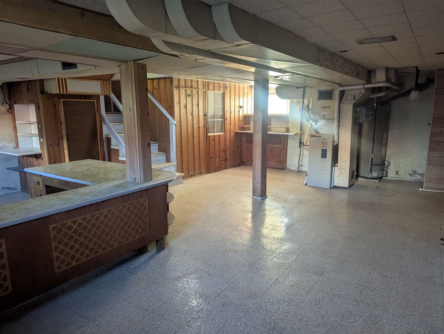 Des Plaines, Illinois 60016, United States, 3 Bedrooms Bedrooms, ,2 BathroomsBathrooms,Residential,Active,238566