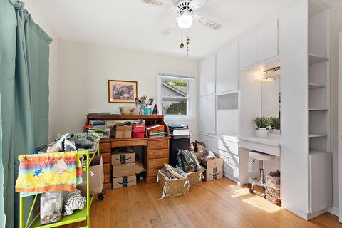 Tiny photo for 10825 Oxford Avenue, Chicago Ridge, IL 60415 (MLS # 12482883)