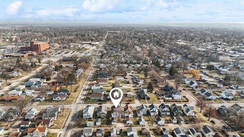 Tiny photo for 2128 N Sturdevant St Street, Davenport, IA 52804 (MLS # 100000281)