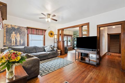 Tiny photo for 2128 N Sturdevant St Street, Davenport, IA 52804 (MLS # 100000281)