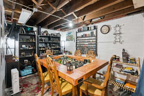 Tiny photo for 2128 N Sturdevant St Street, Davenport, IA 52804 (MLS # 100000281)