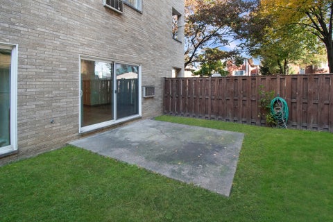 Tiny photo for 425 WESLEY Avenue #101, Oak Park, IL 60302 (MLS # 12797973)