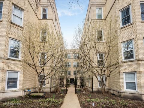 Tiny photo for 1419 W Catalpa Avenue #1S, Chicago, IL 60640 (MLS # 12586840)