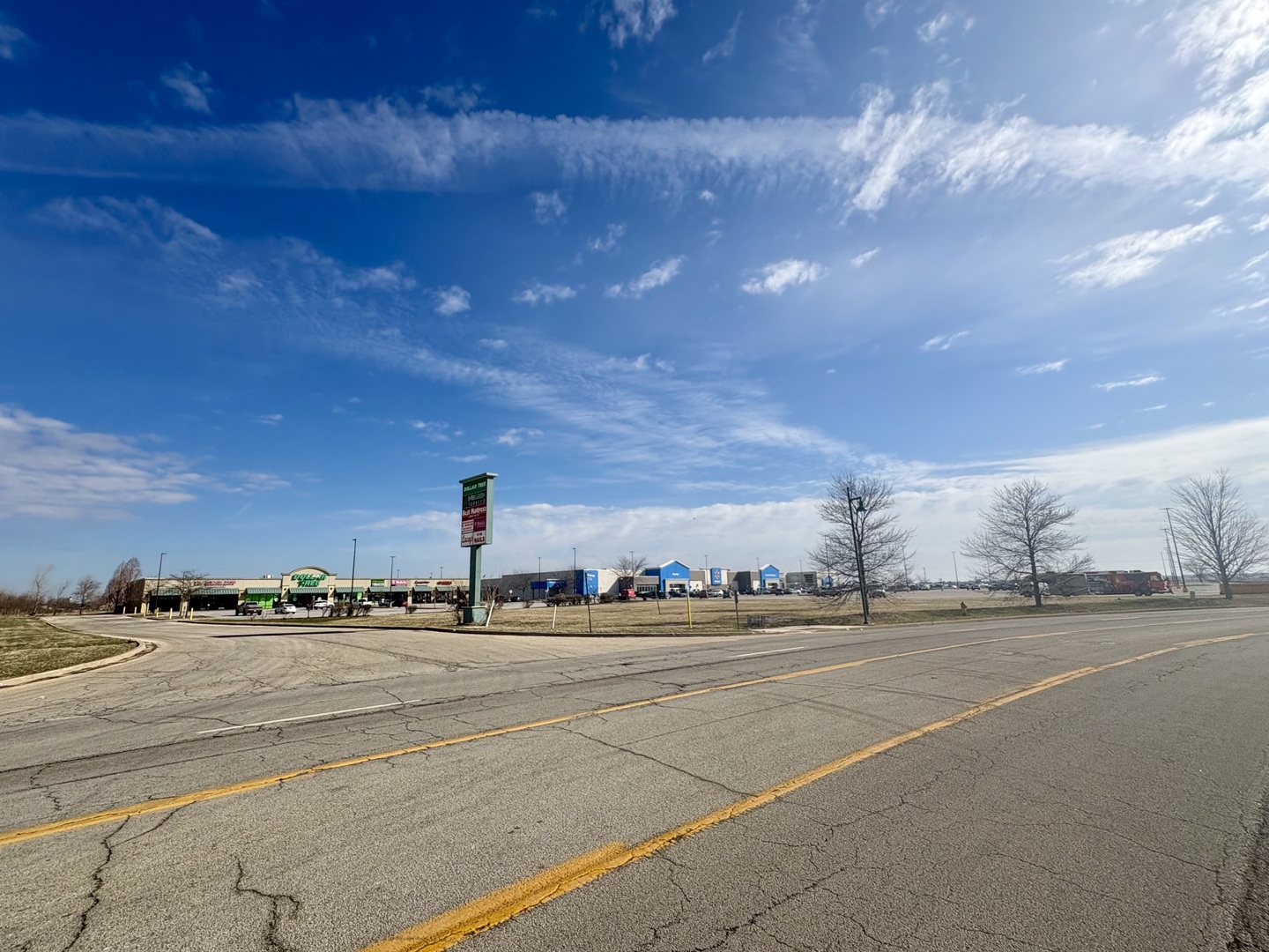 00 Riverstone Parkway