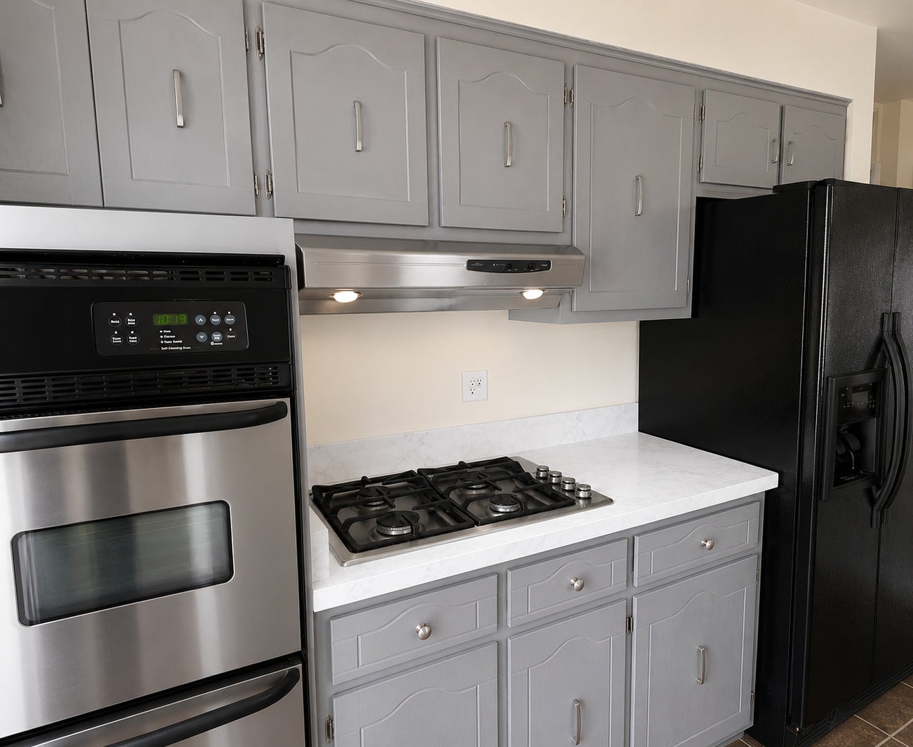 4616 W 97th Place