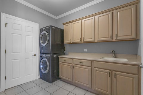 Tiny photo for 240 Boulder Drive, Lake In The Hills, IL 60156 (MLS # 12784078)