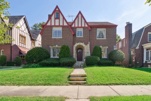 6731 S CREGIER AVE, CHICAGO, IL 60649 - Image 490c2f3fcea33b8574e893744af5010a/3336890730