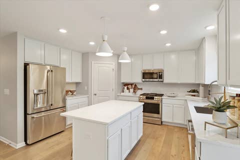 Tiny photo for 1799 Breton Avenue, North Aurora, IL 60542 (MLS # 12664419)