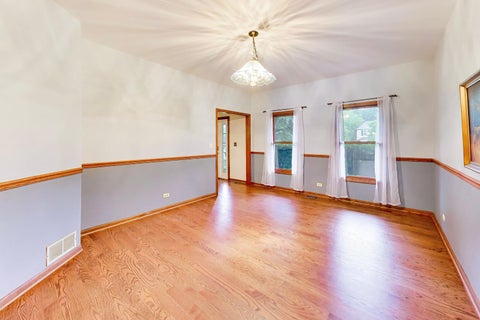 Tiny photo for 2120 Kenton Lane, Libertyville, IL 60048 (MLS # 12716742)