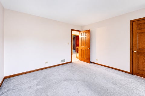 Tiny photo for 2120 Kenton Lane, Libertyville, IL 60048 (MLS # 12716742)