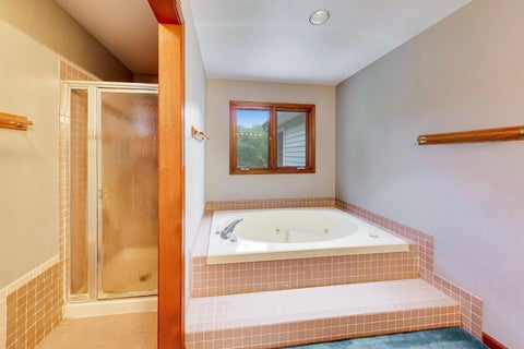 Tiny photo for 2120 Kenton Lane, Libertyville, IL 60048 (MLS # 12716742)