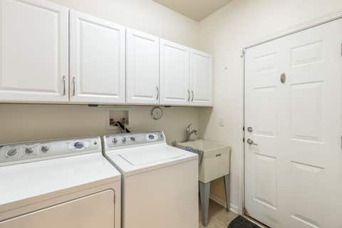 Tiny photo for 860 Cascade Falls Drive, Elgin, IL 60124 (MLS # 12681045)