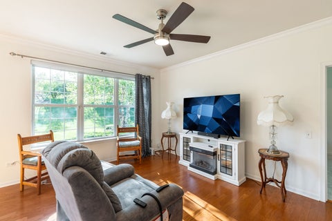Tiny photo for 860 Cascade Falls Drive, Elgin, IL 60124 (MLS # 12681045)