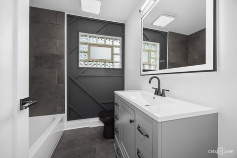 Tiny photo for 11101 S Ewing Avenue, Chicago, IL 60617 (MLS # 12625763)