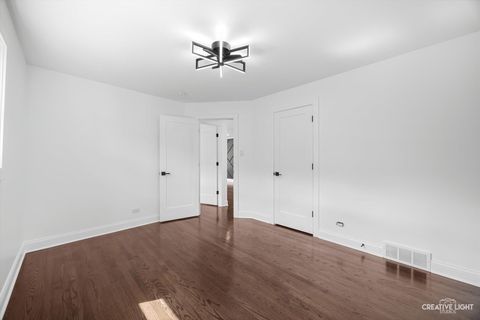 Tiny photo for 11101 S Ewing Avenue, Chicago, IL 60617 (MLS # 12625763)