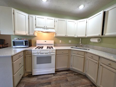 Tiny photo for 315 Colony Drive, Davenport, IA 52806 (MLS # 12591153)