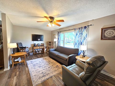 Tiny photo for 315 Colony Drive, Davenport, IA 52806 (MLS # 12591153)