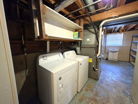 Tiny photo for 315 Colony Drive, Davenport, IA 52806 (MLS # 12591153)