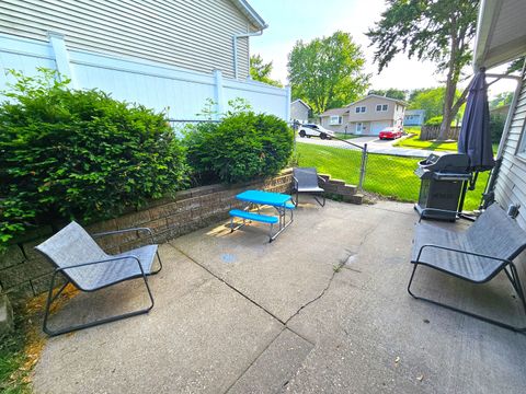 Tiny photo for 315 Colony Drive, Davenport, IA 52806 (MLS # 12591153)