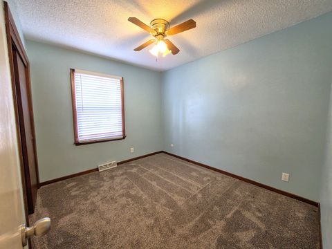 Tiny photo for 315 Colony Drive, Davenport, IA 52806 (MLS # 12591153)