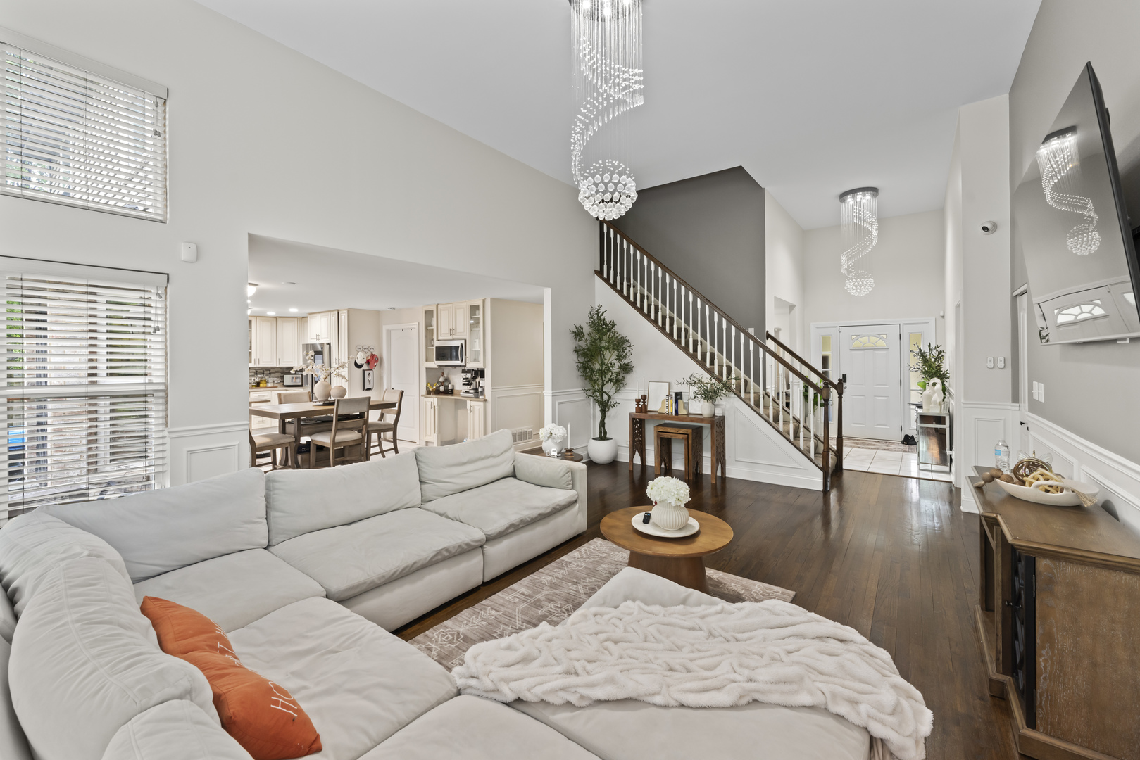 5225 Nicholas Court