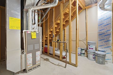 Tiny photo for 2702 Westbrook Drive, Bloomington, IL 61705 (MLS # 12522843)