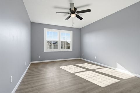 Tiny photo for 2702 Westbrook Drive, Bloomington, IL 61705 (MLS # 12522843)