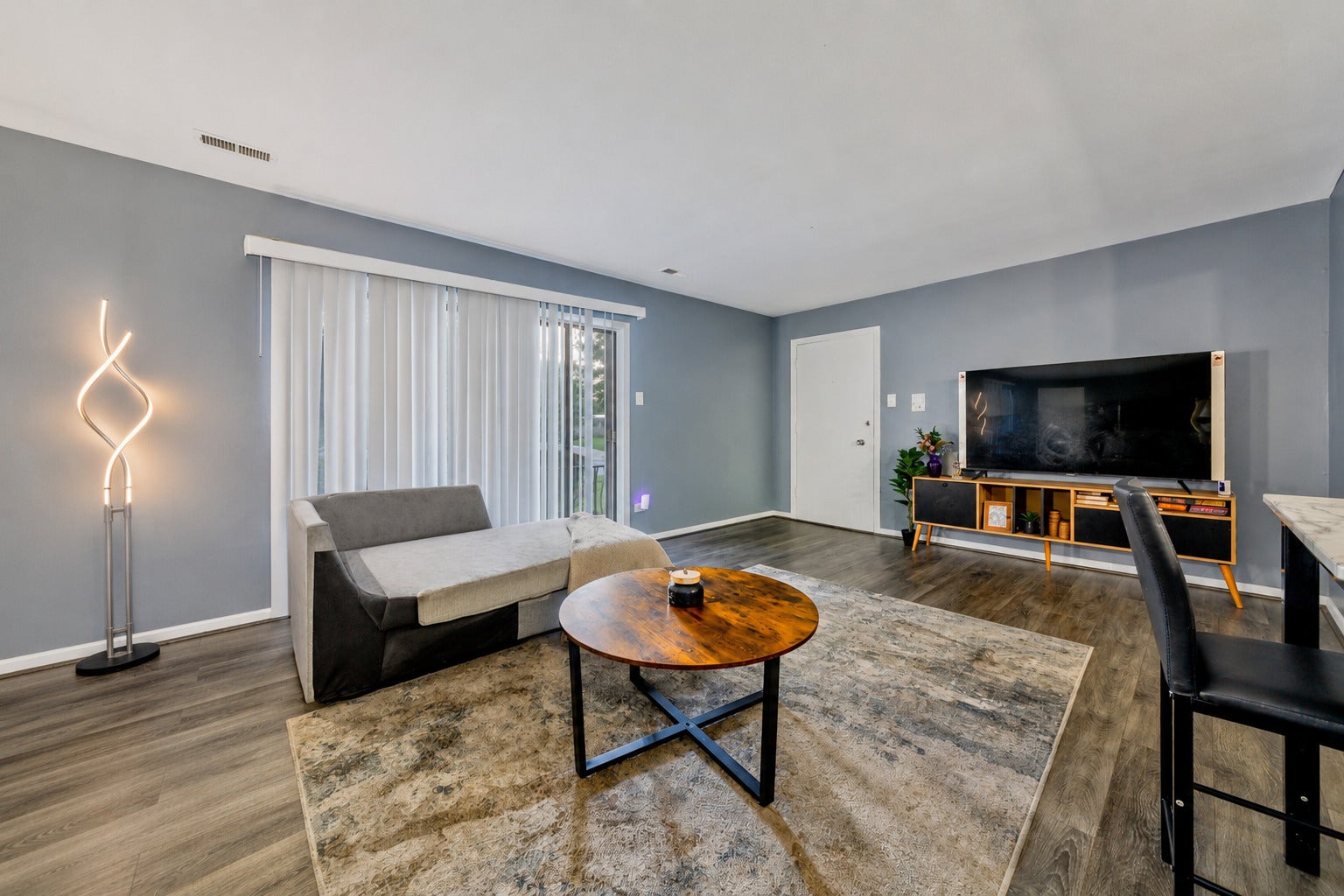 627 N Carroll Parkway 105