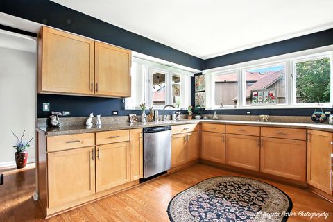 Tiny photo for 4119 White Ash Road, Crystal Lake, IL 60014 (MLS # 12548088)