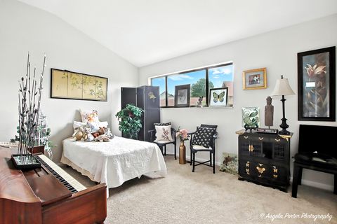 Tiny photo for 4119 White Ash Road, Crystal Lake, IL 60014 (MLS # 12548088)