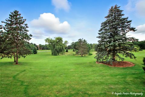 Tiny photo for 4119 White Ash Road, Crystal Lake, IL 60014 (MLS # 12548088)