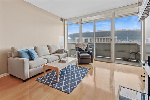 Tiny photo for 1515 S Prairie Avenue #608, Chicago, IL 60605 (MLS # 12567738)