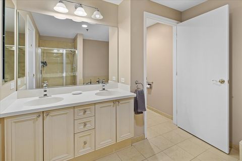 Tiny photo for 1515 S Prairie Avenue #608, Chicago, IL 60605 (MLS # 12567738)