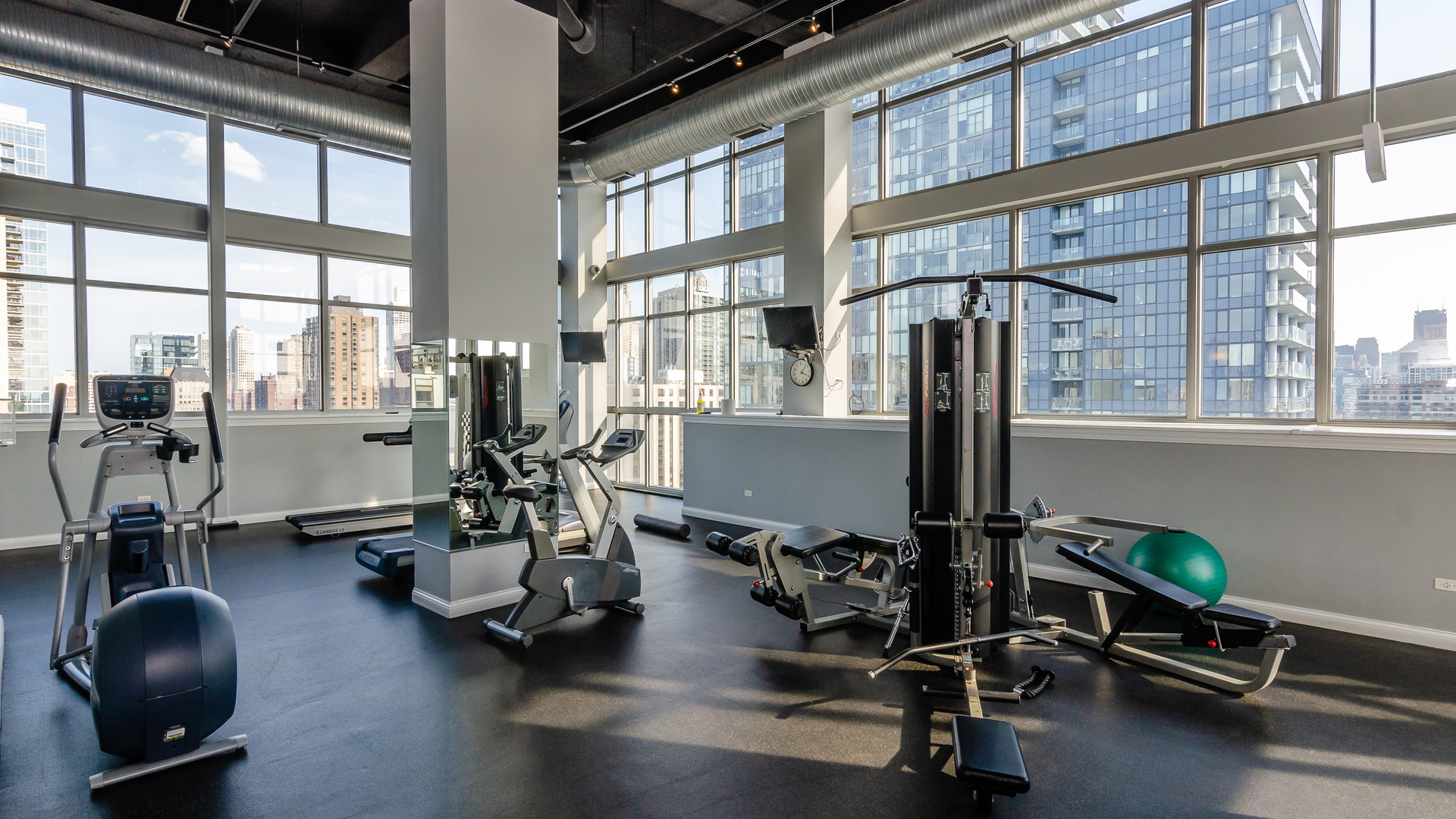 230 W DIVISION Street 1503