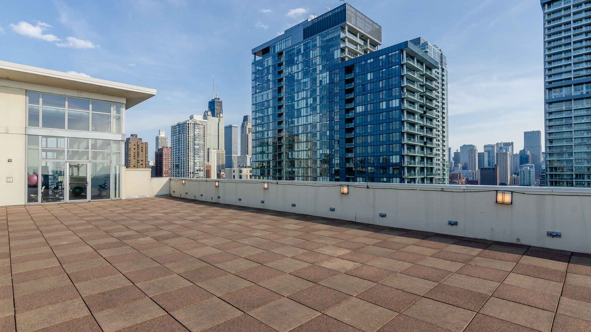 230 W DIVISION Street 1503